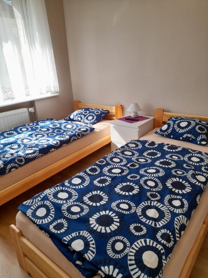 Taniespanie Rokietnica Rokietnica  外观 照片